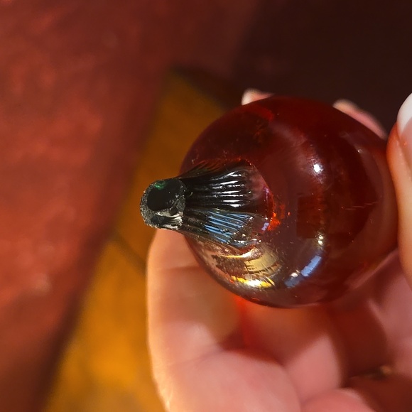 Vintage Red Chile Pepper Oil Vinegar Glass Container - Picture 6 of 6